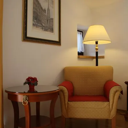 Hotel Haus Falkenstein 3*