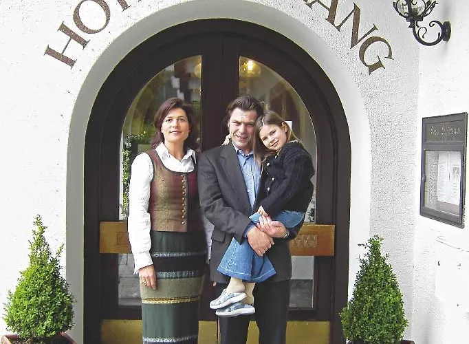 Haus Falkenstein Отель Инцелль